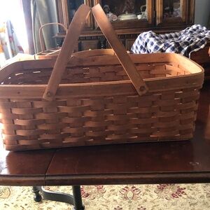 1989 Longaberger Large Gathering Basket/signed/double  SWINGING handles